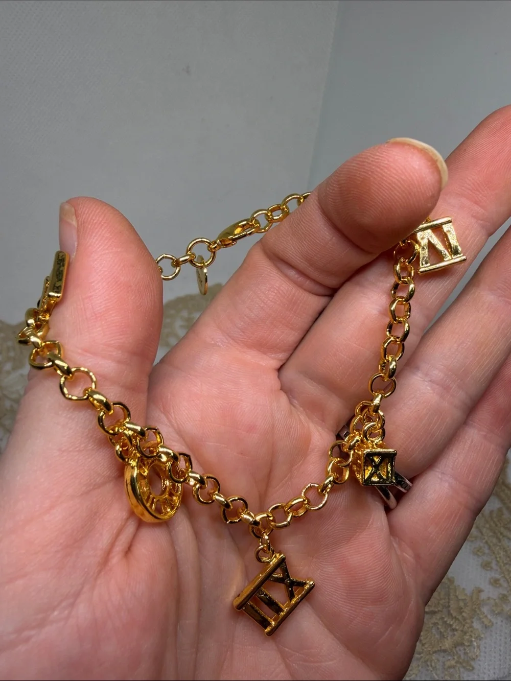 18K Marked Yellow Gold Roman Numeral Charm Bracelet |Designer Inspired